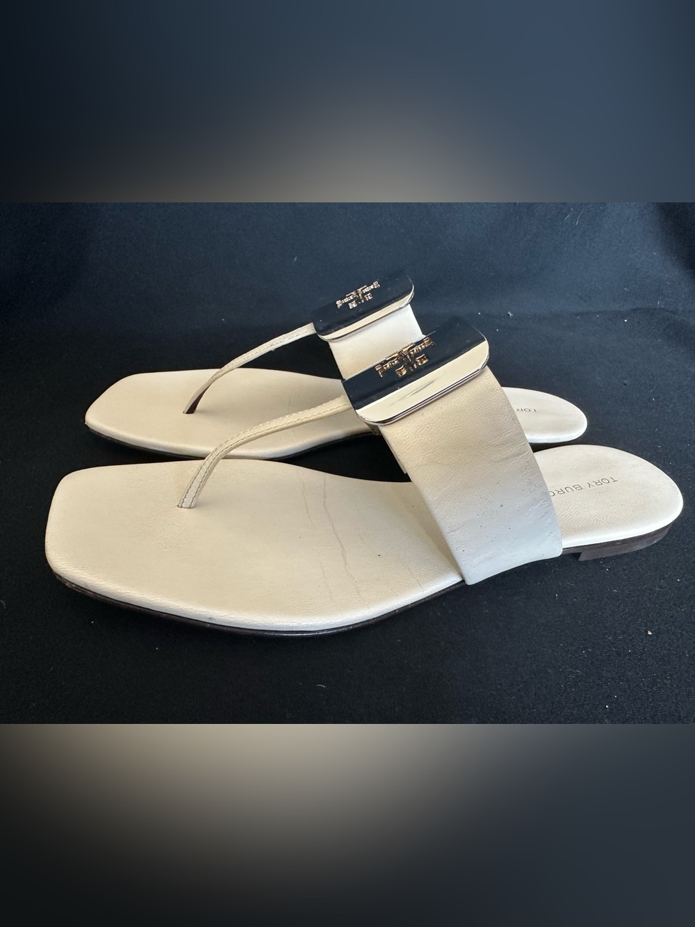 Tory Burch Georgia Ivory Leather Logo Thong Sandals with Gold Accent 8.5 square - Picture 5 of 14